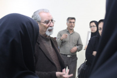 توضیحات آقای مهندس افتخاری مدیر فرهنگسرای ابن حسام در خصوص نمایشگاه