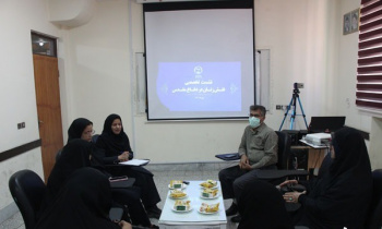 نشست «نقش زنان در دفاع مقدس» به میزبانی جهاددانشگاهی خراسان جنوبی برگزار شد