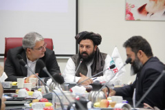 نشست مسئولان جهاددانشگاهی و رئیس نمایندگی وزارت امور خارجه در خراسان جنوبی با تجار افغانستانی