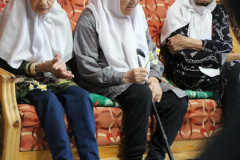 روز پدر به روایت همدلی؛ حضور جهادگران در خانه سالمندان بیرجند