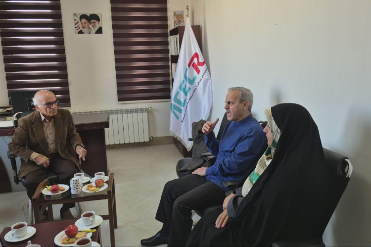 جهاددانشگاهی خراسان جنوبی می‌تواند در بازار گیاهان دارویی ترکمنستان نقش آفرینی کند