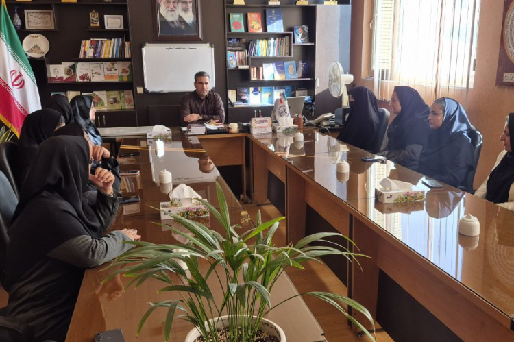 تقدیر از بانوان جهاددانشگاهی خراسان جنوبی به مناسبت میلاد حضرت فاطمه زهرا(س) و روز زن