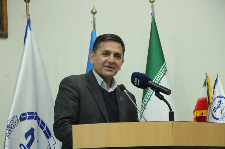 مناظره از طریق گفت‌وگوی دوطرفه به حل مشکلات کمک می‌کند