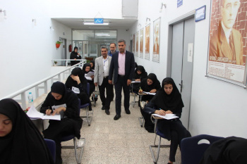 بازدید رئیس جهاددانشگاهی خراسان جنوبی از روند برگزاری آزمون استخدامی آموزش و پرورش