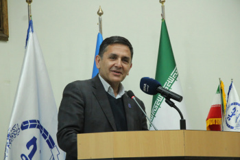 مناظره از طریق گفت‌وگوی دوطرفه به حل مشکلات کمک می‌کند